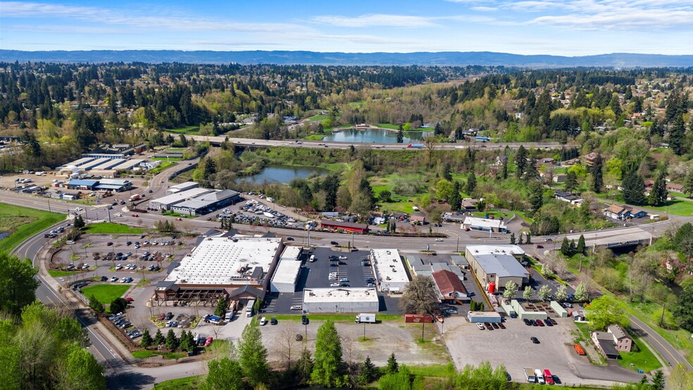 Klineline Center portfolio of 2 properties for sale on LoopNet.com - Aerial - Image 2 of 11