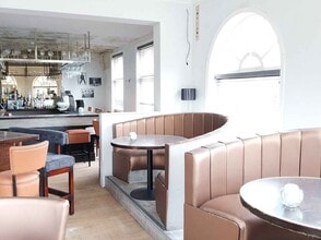 2 Barrington Rd, Altrincham for lease Lobby- Image 2 of 3