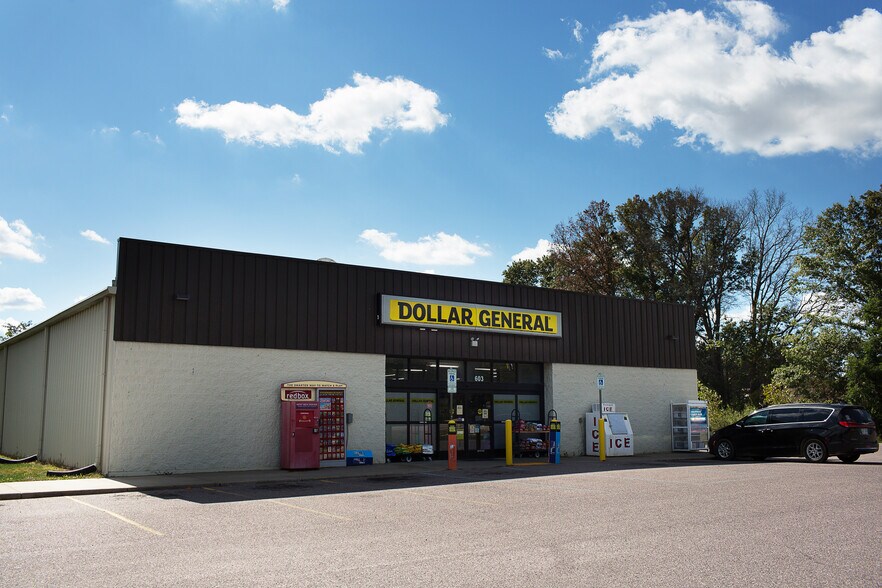 603 E Bridge St, New Lisbon, WI for sale - Building Photo - Image 1 of 1