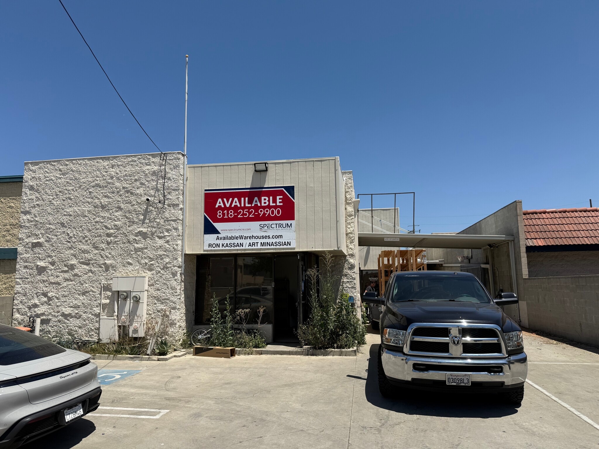 18327 Napa St, Northridge, CA for lease Building Photo- Image 1 of 22