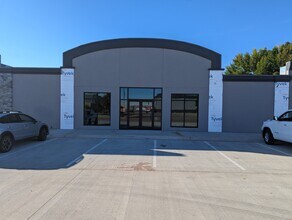 3601 S Minnesota Ave, Sioux Falls, SD for lease Building Photo- Image 1 of 1