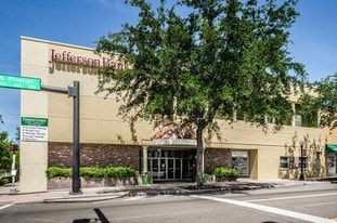 116 S Pinellas Ave, Tarpon Springs FL - Storefront Property