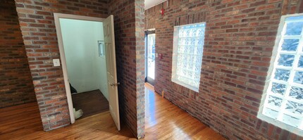 4230 Germantown Ave, Philadelphia, PA for lease Interior Photo- Image 2 of 10