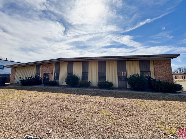 351 Burnham St, East Hartford, CT for sale - Building Photo - Image 2 of 21