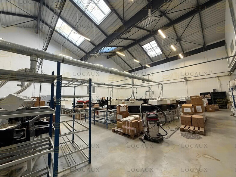 Flex in Cormeilles-en-Parisis for sale - Interior Photo - Image 2 of 8