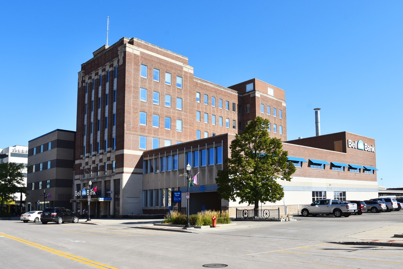 15 N Broadway St, Fargo, ND 58102 | LoopNet