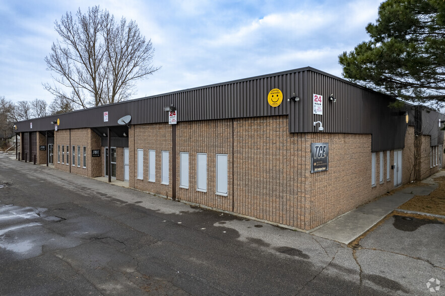 240 Cordova Rd, Oshawa, ON for sale - Building Photo - Image 1 of 1