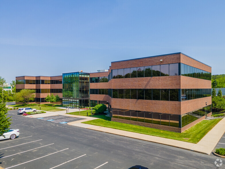 460 E Swedesford Rd, Wayne, PA for lease - Building Photo - Image 1 of 5