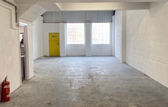 1 Kirkby Bank Rd, Liverpool for lease Building Photo- Image 2 of 14
