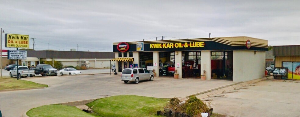 2100 N Main St, Altus, OK for sale - Primary Photo - Image 1 of 1