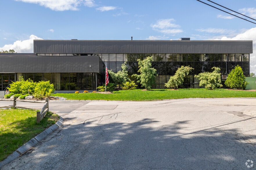 23 Dumaine Ave, Nashua, NH for lease - Building Photo - Image 3 of 5