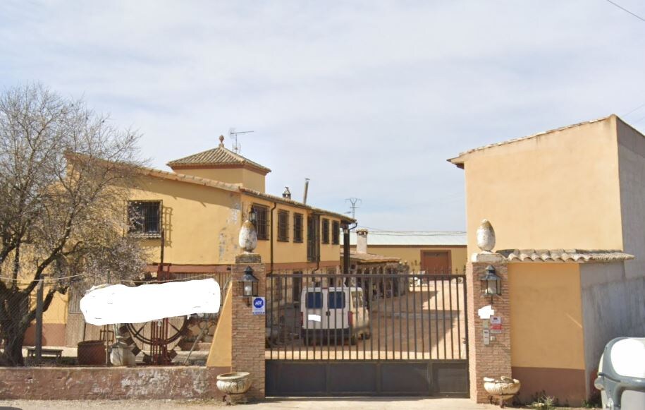 Industrial in Quintanar de la Orden, Toledo for sale Building Photo- Image 1 of 2