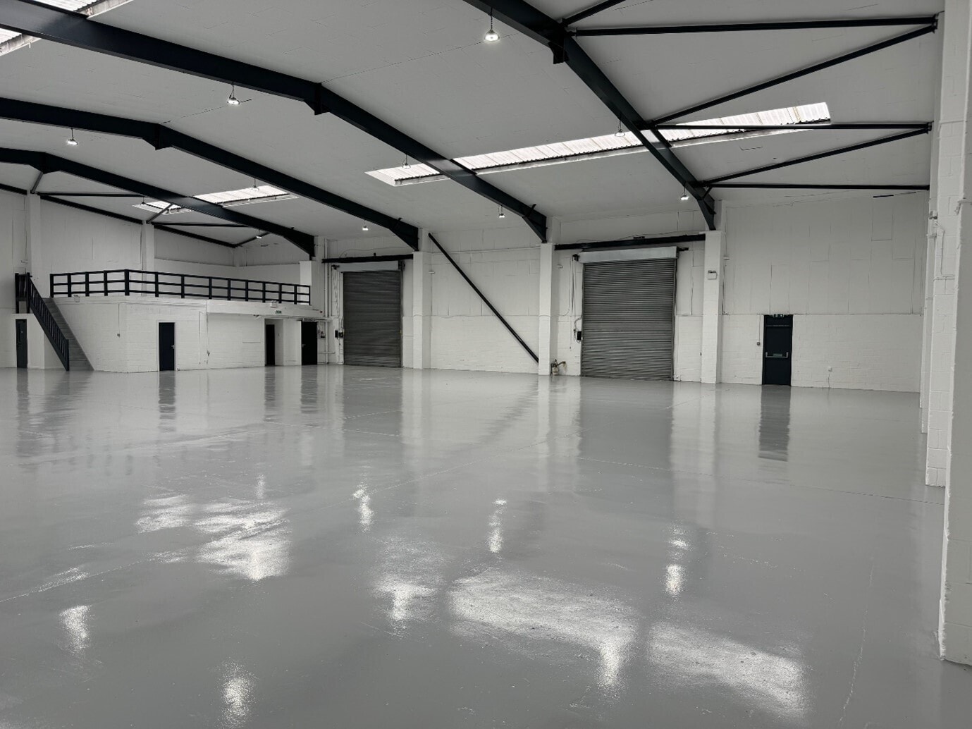 Severnside Trading Estate, Manchester for lease Interior Photo- Image 1 of 13