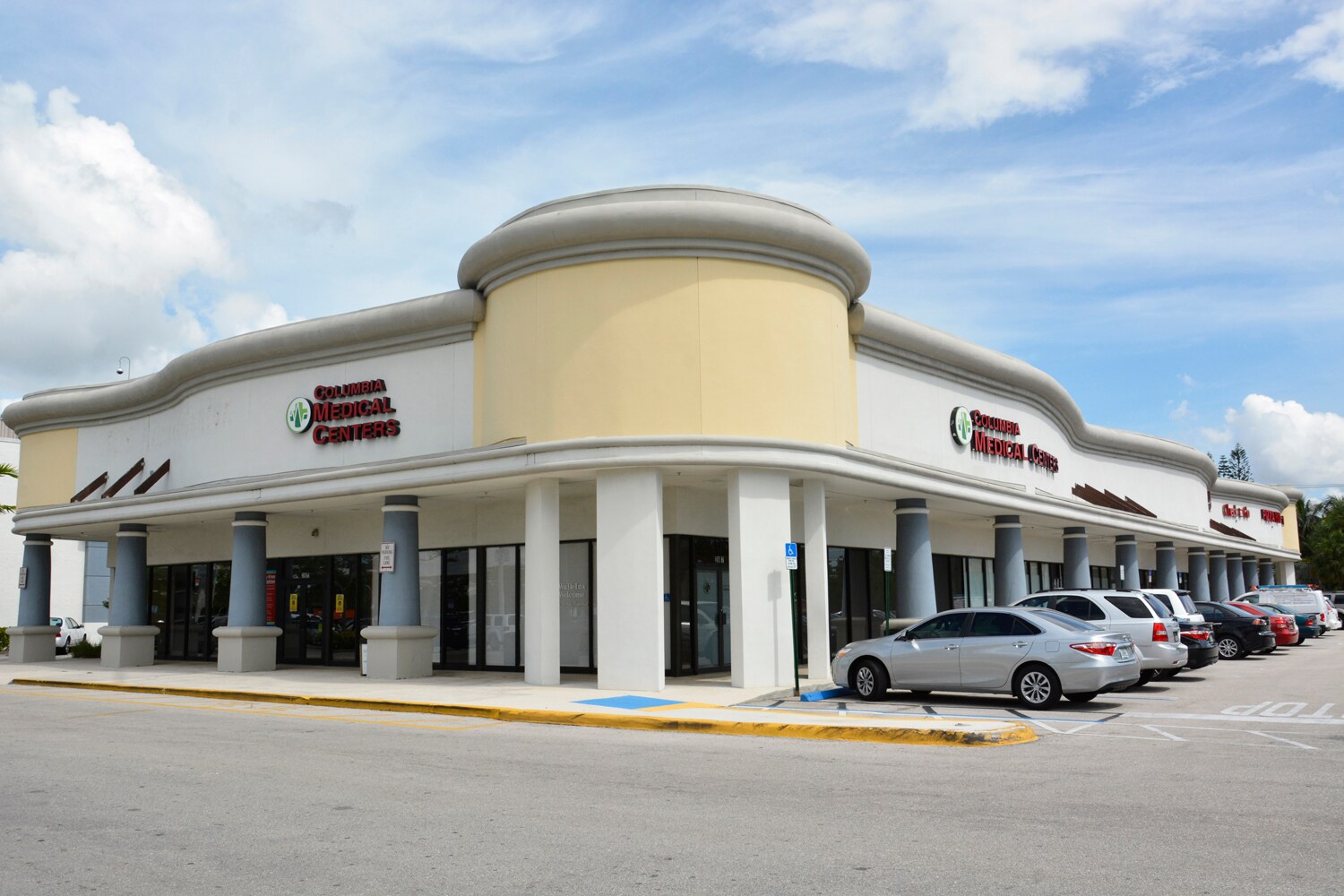 39013985 Jog Rd, Greenacres, FL 33467 Greenacres Plaza