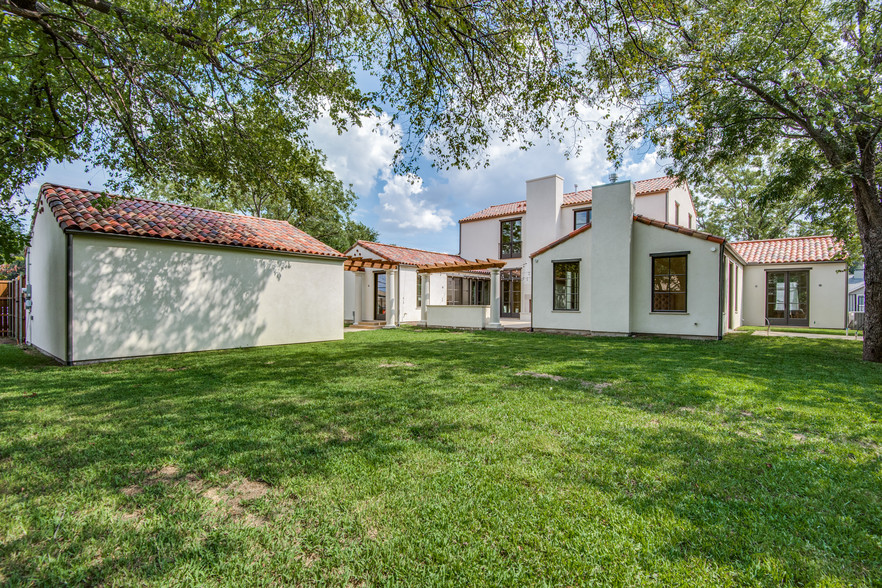 6475 Royal Ln, Dallas, TX for sale - Primary Photo - Image 1 of 1