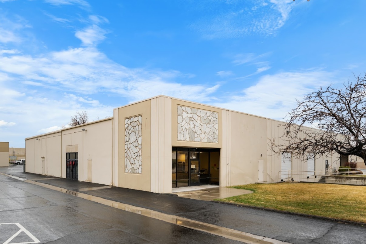 610 E Glendale Ave, Sparks, NV for lease Building Photo- Image 1 of 12