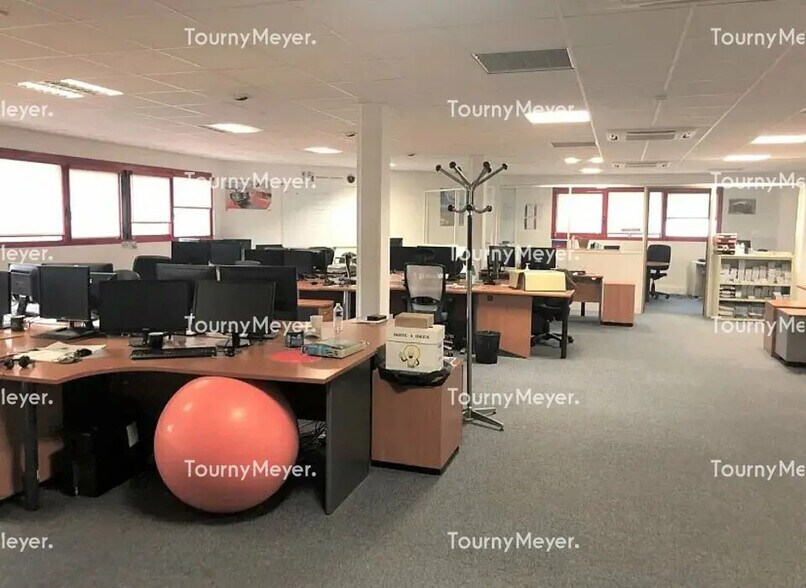 Office in Blagnac for lease - Interior Photo - Image 3 of 12