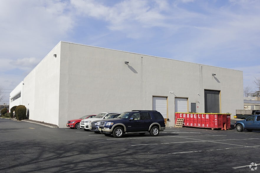 60 E Us Highway 46, Fairfield, NJ for sale - Building Photo - Image 3 of 9