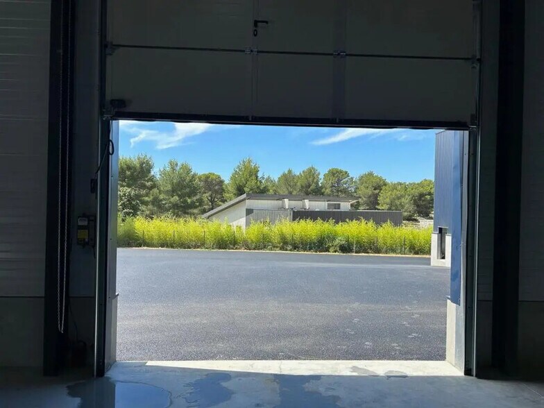 Industrial in Signes for lease - Building Photo - Image 3 of 4