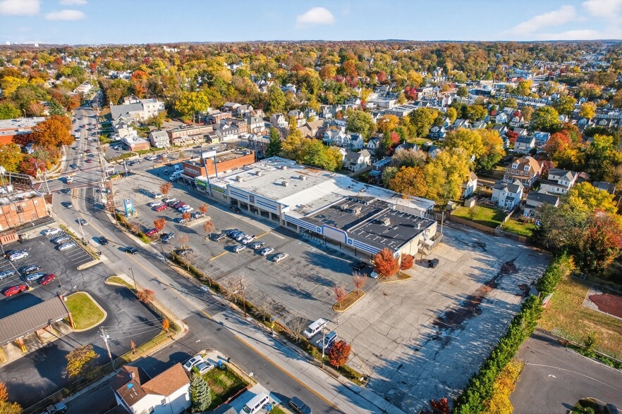 4206 Belair Rd, Baltimore, MD for lease - Building Photo - Image 3 of 9