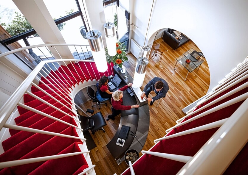 Market St, Derby for lease - Building Photo - Image 2 of 12