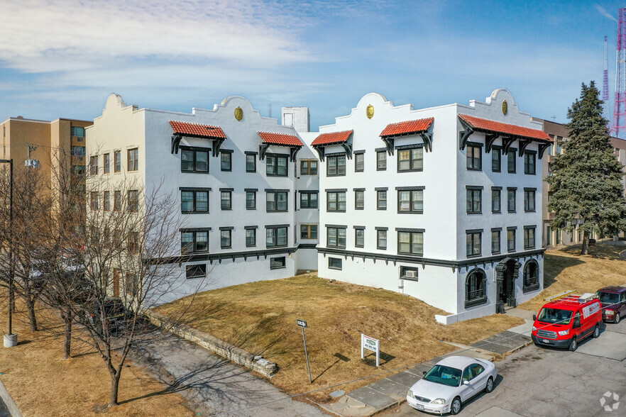 554 S 26th St, Omaha, NE for sale - Aerial - Image 2 of 12