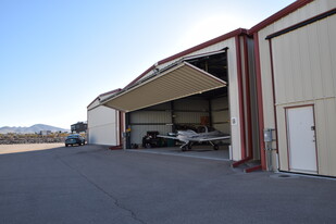 Hanger G-6 - Airplane Hangar