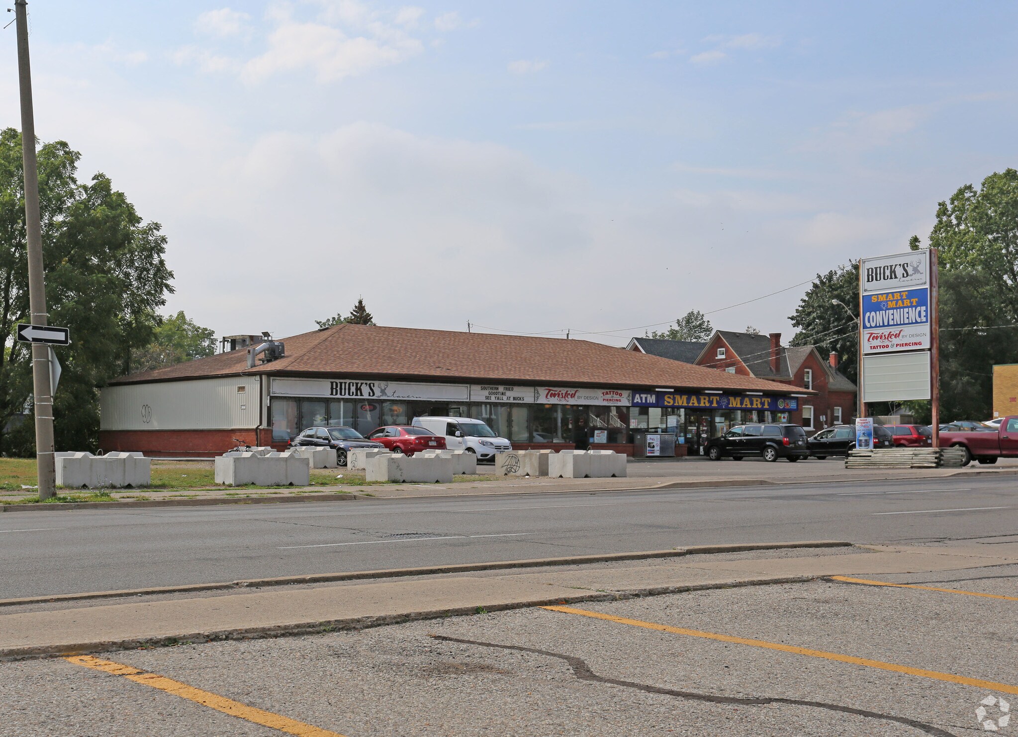 541 Colborne St, Brantford, ON for sale Primary Photo- Image 1 of 1