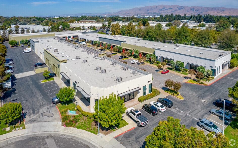 1141 Ringwood Ct, San Jose, CA for lease - Building Photo - Image 2 of 8