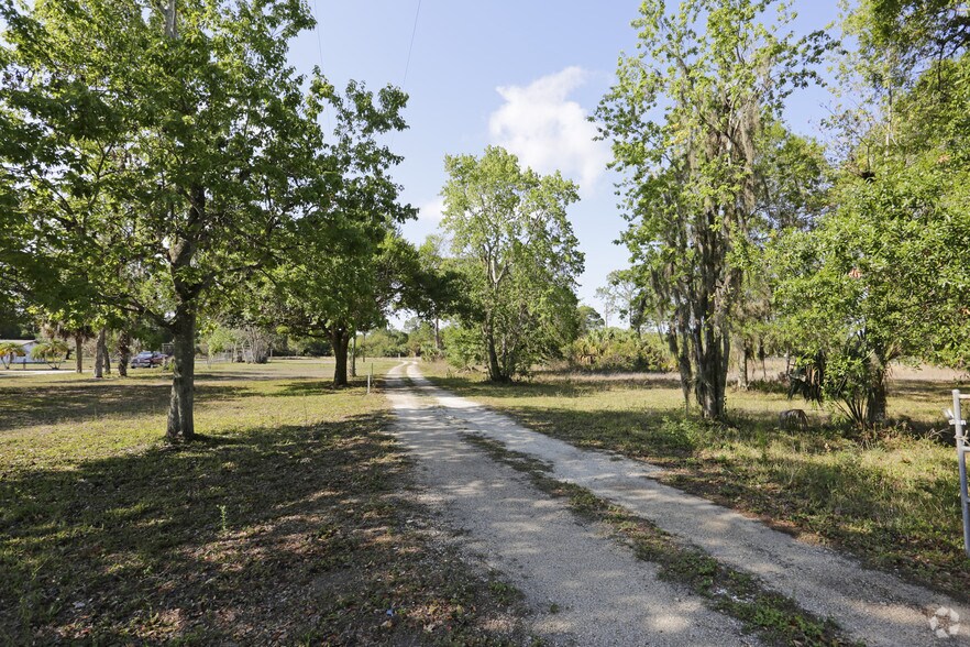 Bayshore Rd, Fort Myers, FL 33917