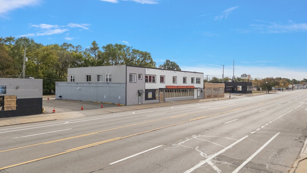 20934 Van Dyke Ave, Warren, MI for lease - Building Photo - Image 3 of 13