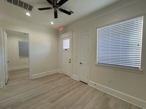 12410 Spring Cypress Rd, Tomball, TX for lease Interior Photo- Image 2 of 13