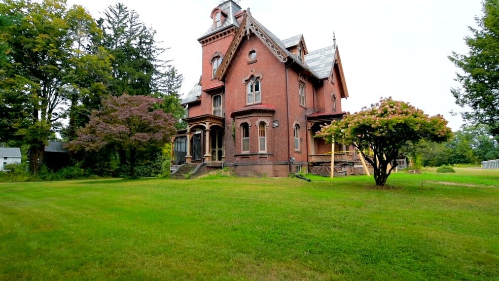 18 Elm St, Hatfield, MA for sale - Commercial Listing Video - Image 2 of 17