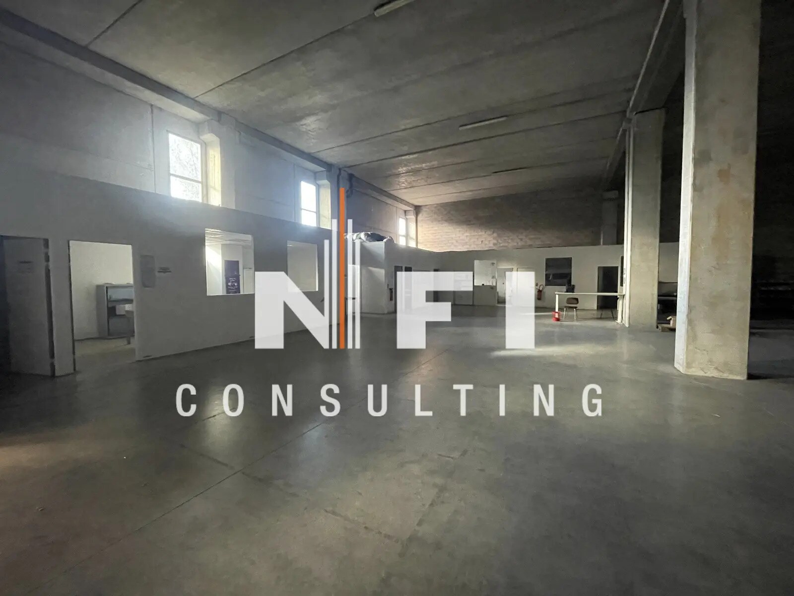 Flex in Mougins for lease Interior Photo- Image 1 of 5