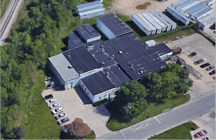 900 66th Ave, Cedar Rapids, IA for sale - Primary Photo - Image 1 of 1