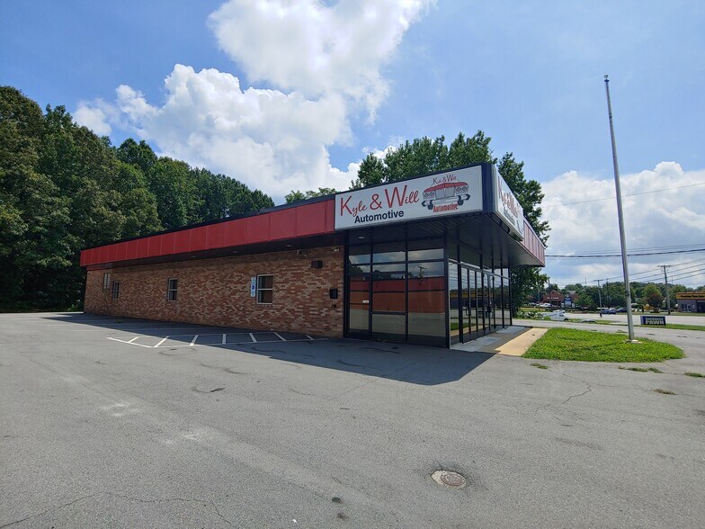 2517 S Main St, High Point, NC for sale - Building Photo - Image 1 of 1
