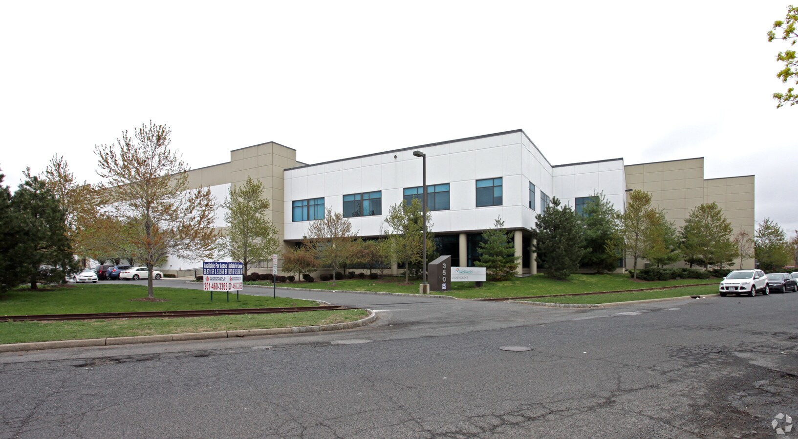 350 Starke Rd, Carlstadt, NJ 07072 Meadowlands Distribution Center 1