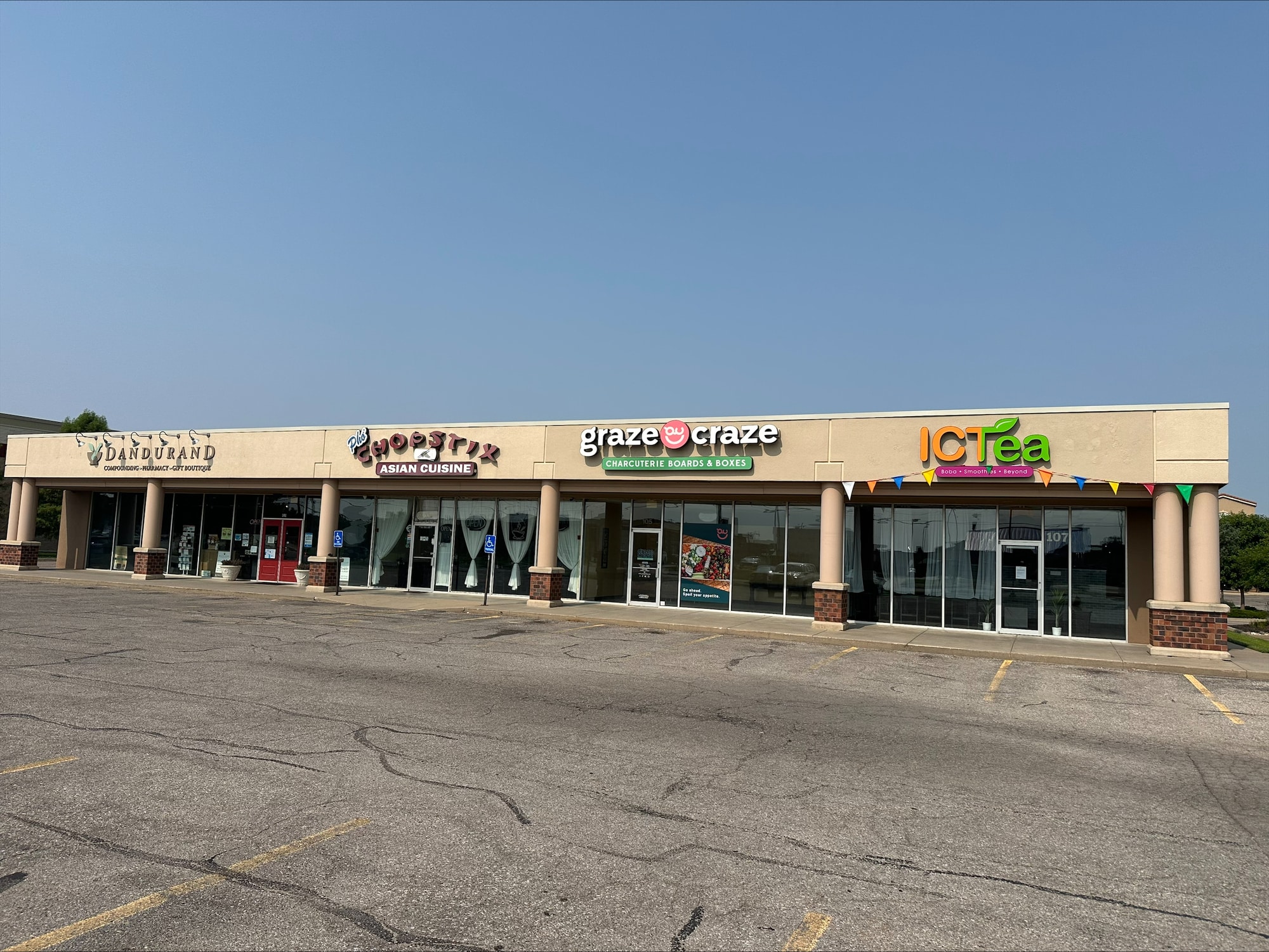 2233 N Ridge Rd, Wichita, KS for lease Building Photo- Image 1 of 4