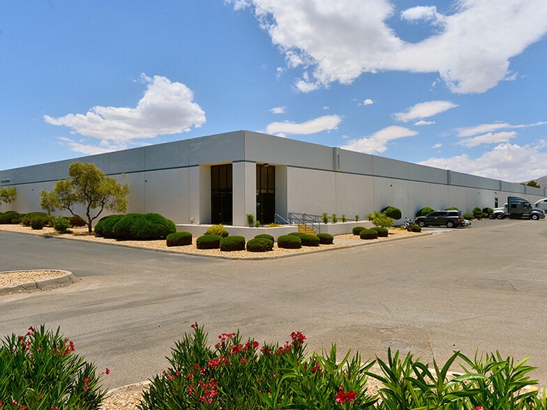 15 Zane Grey St, El Paso, TX 79906 Industrial for Lease
