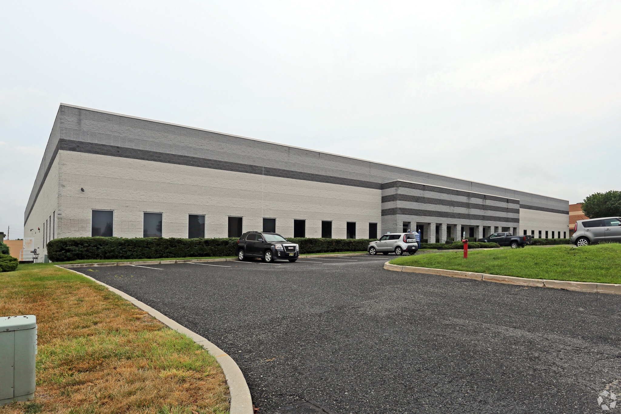 130 Twinbridge Dr, Pennsauken, NJ 08110 Industrial for Lease