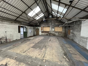 62-64 Woodsend Rd, Manchester for lease Interior Photo- Image 1 of 2