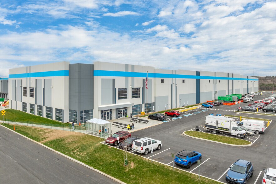 I-78/I-81 Industrial Corridor, Donaldson, PA for lease - Building Photo - Image 1 of 5