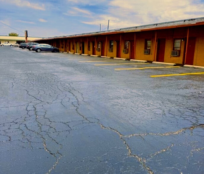 3602 E Amarillo Blvd, Amarillo, TX for sale - Building Photo - Image 3 of 20