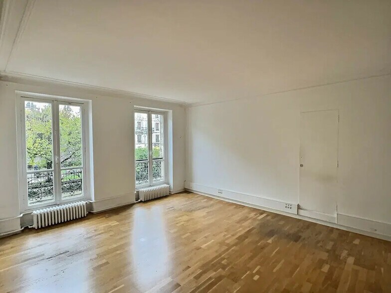 135 Boulevard Pereire, Paris for lease - Interior Photo - Image 1 of 10