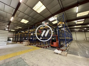 Flex in Mitry-Mory for lease Interior Photo- Image 1 of 7