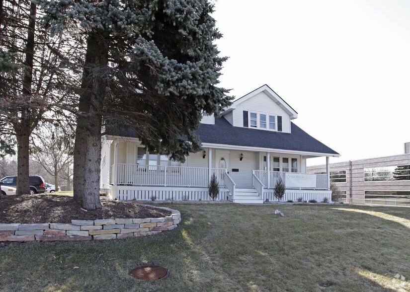 8505 W Forest Home Ave, Greenfield, WI 53228 Office for Sale