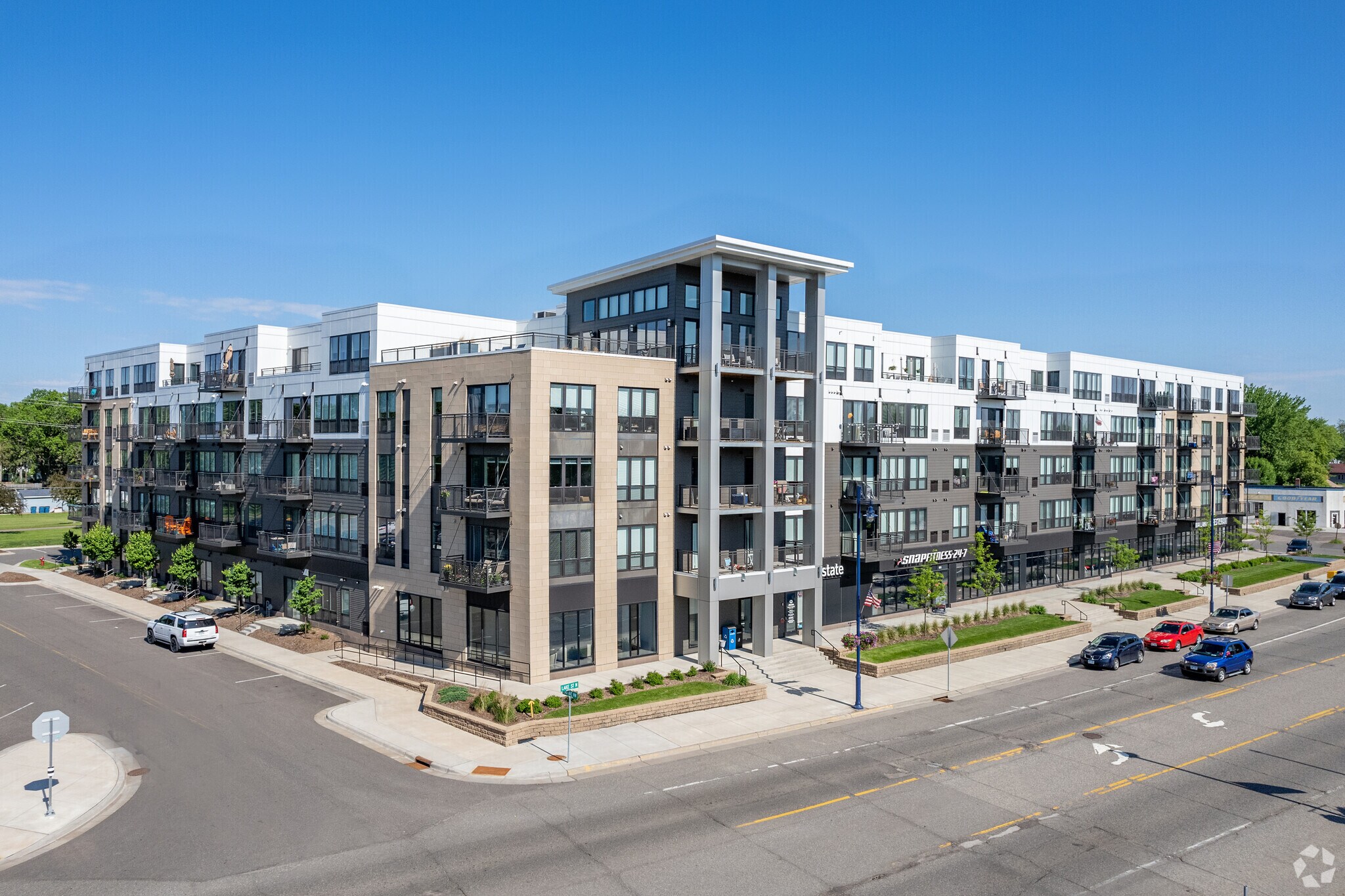 220 Lake St N, Forest Lake, MN for sale Primary Photo- Image 1 of 1