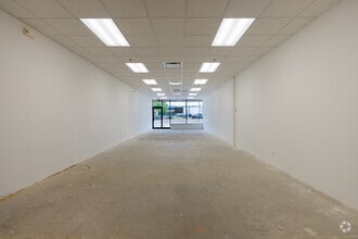 1041-1073 Lake Cook Rd, Wheeling, IL for lease Interior Photo- Image 2 of 2