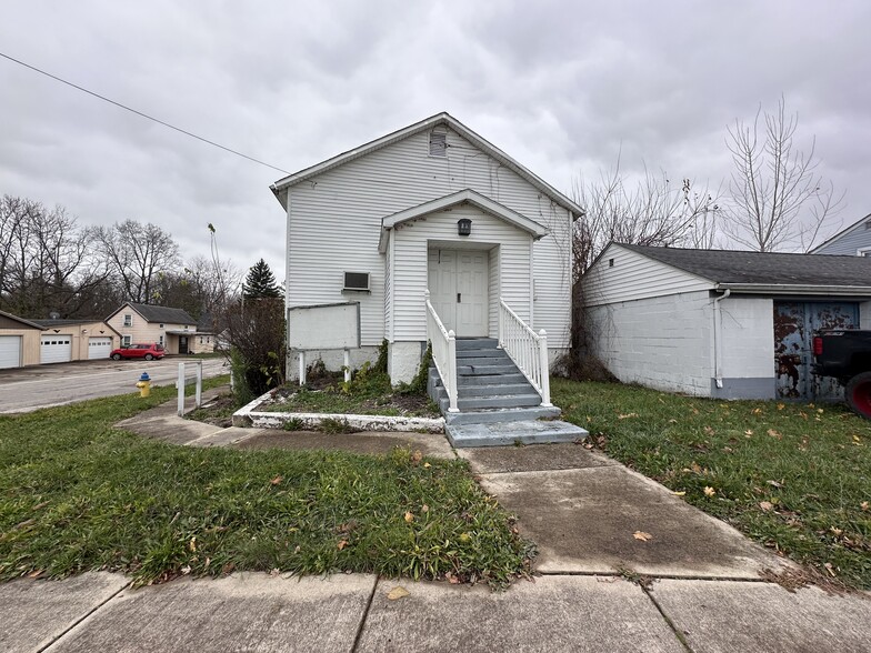 1901 Mechanicsburg Rd, Springfield, OH for sale - Building Photo - Image 1 of 24