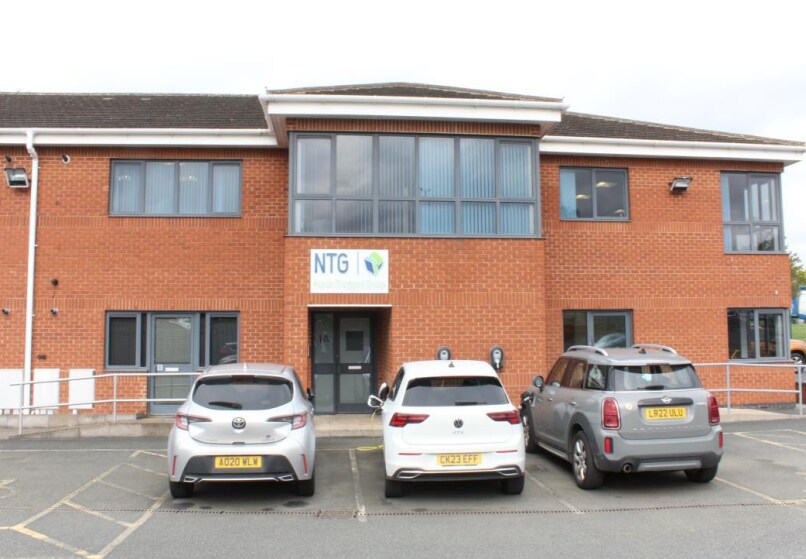 4 Cadley Hill Rd, Swadlincote for sale - Primary Photo - Image 1 of 1